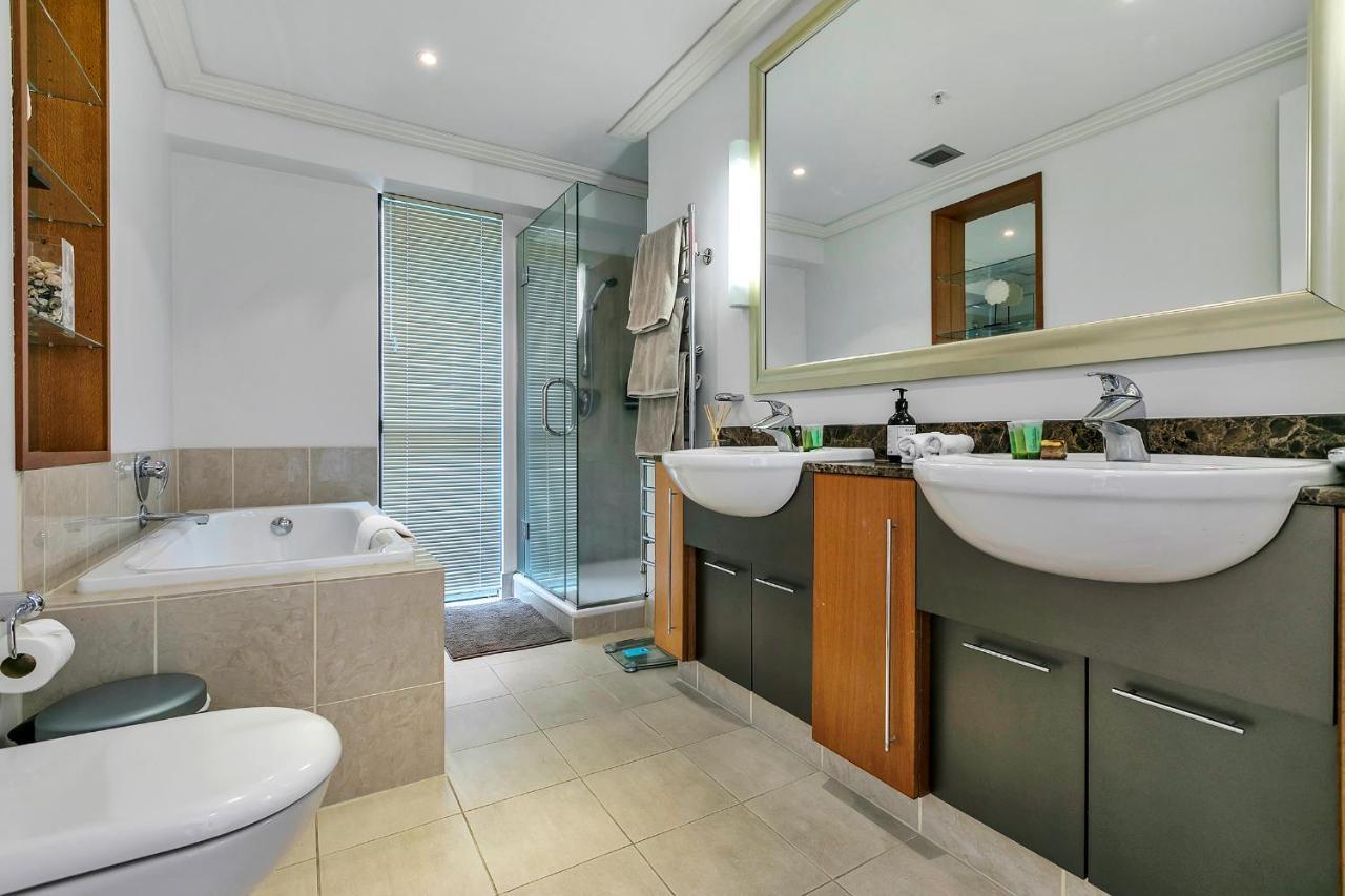 Ultimate Outdoor-Living Urban Getaway! 1 Carpark Apartment Auckland Ngoại thất bức ảnh